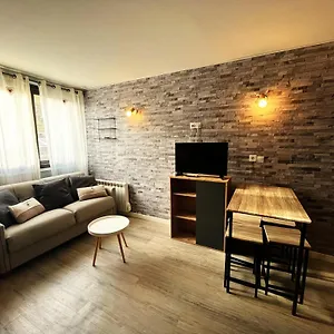  Appartement Résidence Armazan - Pieds De Piste France